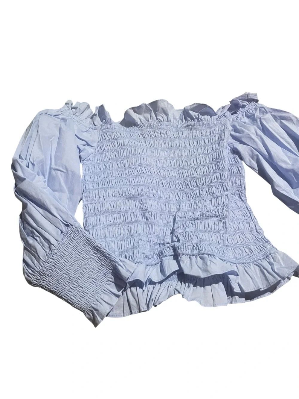 Kim Rogers size smal Light Blue Smocked Off-Shoulder Top like new